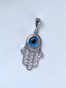 14K Gold Hamsa With Evil Eye, Solid Gold White Hamsa Pendant - Bild 1 von 5