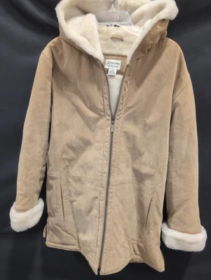 Chaqueta de cuero beige cuello cremallera completa gamuza ST Johns Bay, talla pequeña para mujer Foto 1 de 4