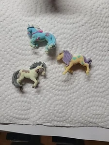Bella Sara Miniatures Collection Series 1 ..3 Horses....b5 - Picture 1 of 16