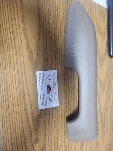 1996 Toyota 4Runner 3.4L Right Passenger Side Door Armrest Pull Handle OEM  - Picture 1 of 2