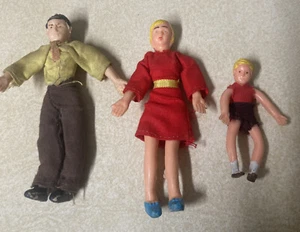 Vtg Barton Lundby CAROLINES HOME Doll House Bendable Mom Dad Mother Father Son - Picture 1 of 5