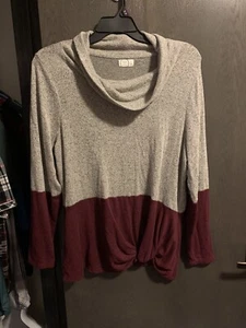 Camisa Suéter Top Mujer Maurice’s Talla Grande XL 0x 16/18 Gris Vino Capucha Suave - Imagen 1 de 6