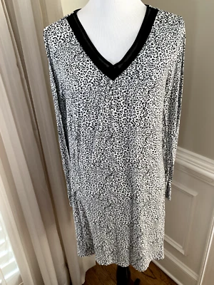 Apt 9 Camisón Grande L Vestido Estampado Animal Mangas Largas Fino Rayón Mezcla Tejido Foto 1 de 4