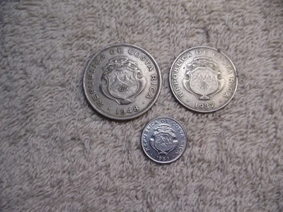 COSTA RICA VINTAGE COINS 1948 50 CENTIMOS, 1937 25 & 1958 5 LOT OF 3 COINS - Image 1 of 2