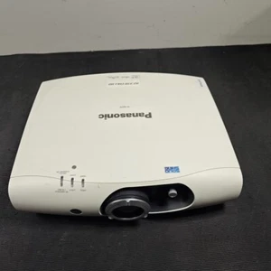 Panasonic PT-RZ370E DLP Projector - For Parts, Untested, Scratched - Photo 1/15