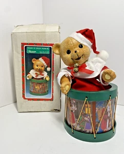 Peluche animado musical vintage de Navidad alrededor del mundo en tambor cuerda ¡FUNCIONA! - Imagen 1 de 6