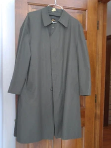 Hart Schaffner & Marx Men's 44R Olive Green Overcoat and Lining - Picture 1 of 12