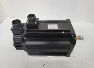 ♕♕♕  YASKAWA  SGMKS-09A5A3S SERVO MOTOR 0.85 kW 7.3A 200V UPS ♕♕♕ - Picture 1 of 2