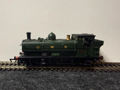 Bachmann 31-900A - GWR 5700 7702 - GWR Green - OO Gauge - Pre-Owned - Image 1 of 4