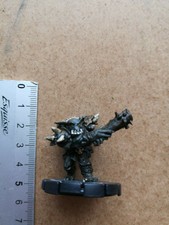 No 033 orc violadores/mage knight miniature/m460