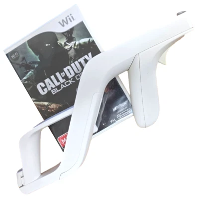 Call Of Duty Black Ops And Genuine Nintendo Zapper Gun Wii PAL *Complete* - Image 1 of 4