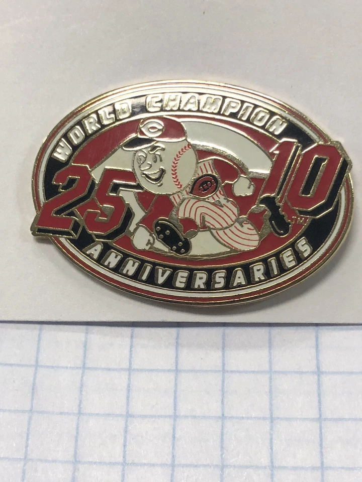 Cincinnati Reds MLB Collectors Pin F - Image 1 of 1