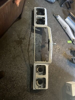 Header Panel Assembly Fits 75-78 FORD PASS. LTD 1070742 - Image 1 of 4