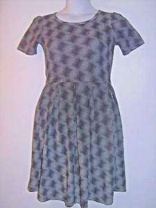 LuLaRoe Size S Black & Gray Plaid A-Line Short Sleeve Dress - Picture 1 of 3
