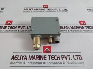 Trafag 907.2381 Druckwächter Druck Schalter 250v~ 10(3)A - Bild 1 von 6