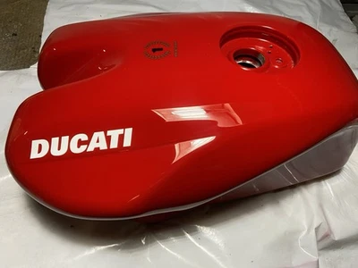 DUCATI 748 R 748 S ORIGINAL FUEL TANK PETROL TANK 916 996 998 GENUINE - Image 1 of 4