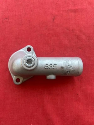 Cubierta Termostato para Motor Mitsubishi Eterna Galant Sigma E15A E32A GSR 4G37 Foto 1 de 2