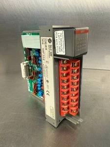 Allen Bradley 1746-IA16/C Slc500 Digital Input Module (6.4.3) - Bild 1 von 4