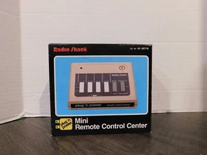Vintage NOS Radio Shack Plug 'n Power Mini Remote Control Center 61-2677B NEW - Picture 1 of 2
