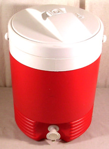 VTG 90s Igloo Legend 2-Gallon Portable Water Cooler Jug Push Spout Red & White 