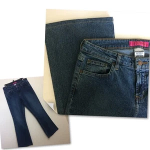 Thalia Sodi Womens (Juniors?) Size 11/12 Boot Cut Jeans Medium Wash NWOT - Picture 1 of 12