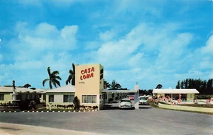 CASA LOMA MOTEL - VINTAGE POSTCARD 1956 FLORIDA / 2 CENT STAMP - Picture 1 of 2