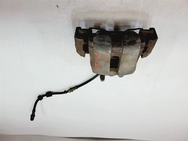 2005 年马自达 Tribute 前驱动左制动卡钳 EFY5-33-71XB — 第 1/4 张图片