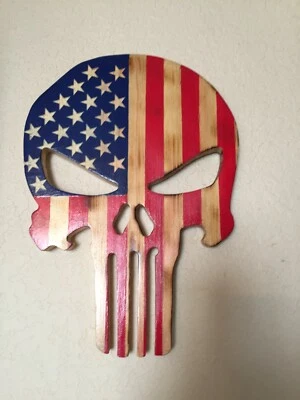 Cráneo de bandera americana tallado en madera castigador (grande) regalos de jubilación ManCave  Foto 1 de 4