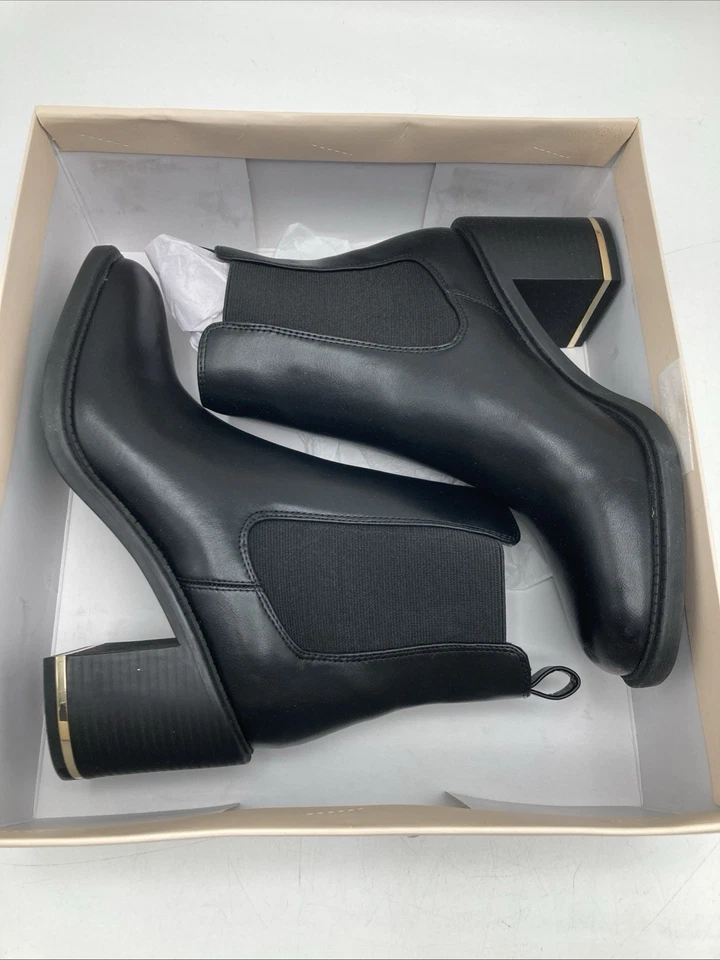 BCBGeneration Women's Boxxa Chelsea Bootie - Black Size 9M