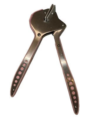 QuicKutz Squeeze Die Cutting Press  Tool - Image 1 of 4