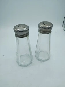 Salz-/Pfefferstreuer glattes Glas Achteckform Edelstahldeckel 4,5" Vintage  - Bild 1 von 7