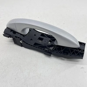 SEAT LEON MK3 ST DOOR HANDLE 5DR SILVER LX7W OSR RH DRIVER REAR RIGHT 17-20 - Picture 1 of 12