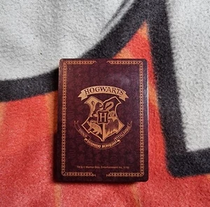 Harry Potter Houses set of 52 playing cards (+ jokers) In Presentation Tin (aby) - Picture 1 of 3
