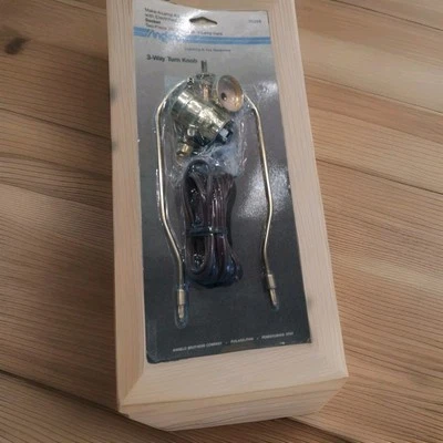 Make A Lamp Angelo 70268 Nueva Lámpara Desmontable Arpa Enchufe 3 Vías Perilla Giratoria En muy buena condición Foto 1 de 4