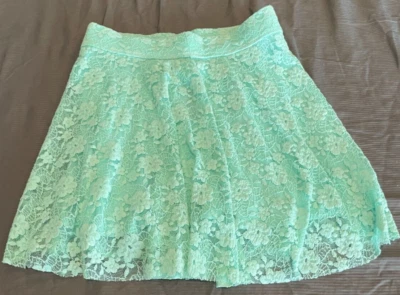 Faldas verdes Hollister para mujer. Talla M Foto 1 de 4