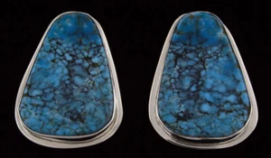 Black Web Kingman Turquoise Earrings By Santo Domingo Artist Daniel Coriz - Bild 1 von 2