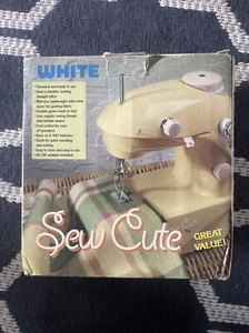 White Sc20 Sew Cute Model Sewing Machine Pink - Picture 1 of 3
