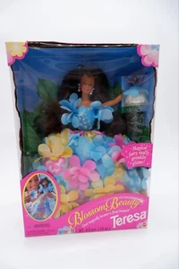 Barbie 1996,  Blossom Beauty Teresa Fabriqué en Chine  NRFB** - Imagen 1 de 9