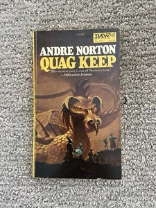 Quag Keep by Andre Norton Paperback Book Fantasy, Mystery 1979 NM ๐ - Picture 1 of 7