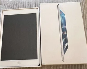 Apple iPad Mini 2nd Generation | Wi-Fi | 64GB | White Silver | A1489 | EUC - Picture 1 of 9