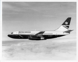 BRITISH AIRWAYS BOEING 737 G-BKYF ORIGINAL VINTAGE AIRLINE PHOTO BA - Picture 1 of 2