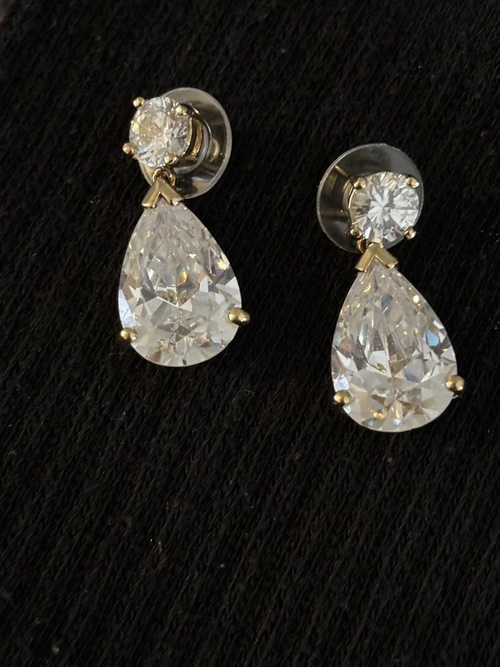 Impresionantes PENDIENTES SUZANNE SOMERS Lágrima Transparente Chapados en Oro.925 Brillantes Usados en Excelente Condición  Foto 1 de 4