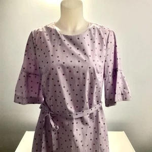 Donna Morgan Women's Size 8 Dress  Lavender Purple flutter sleeve mini flowers - Picture 1 of 17
