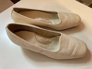 Décolleté donna vintage Softique panna Amornia Cobblers MADE IN USA - taglia 7 - Foto 1 di 6