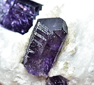 Unique Fluorescent Terminated Purple Scapolite Crystals On matrix 96 Gm - Picture 1 of 12