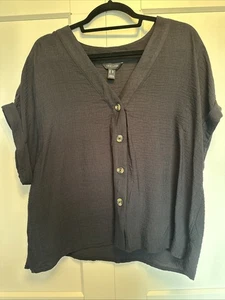 New Look Size 18 Black Top. Short Sleeves And Button Through. - Picture 1 of 6