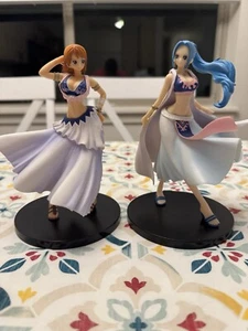 ONE PIECE Figure lot of 2 Nami Vivi DX Girls Snap Collection - Picture 1 of 6