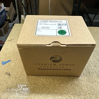 LM-704A1-A1AF TLP-L6 REPUESTO PROYECTOR LÁMPARA UNIDAD TLP 670/671UF TLP-LF6 NUEVO Foto 1 de 4