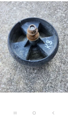 Roda de plataforma MTD Cub Cadet XT1 46" 734-04155 - Imagem 1 de 4