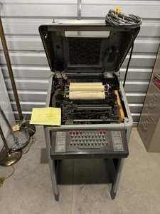 Teletype Model 28 KSR Machines RTTY Printer Keyboard Ham Radio - Zdjęcie 1 z 20